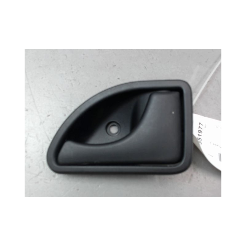 POIGNEE INTERIEURE PORTE AVANT DROIT RENAULT KANGOO BREAK I Phase 2 2003-2007