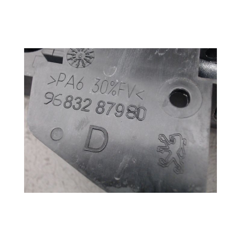 POIGNEE EXTERIEURE PORTE AVANT DROIT PEUGEOT 1007