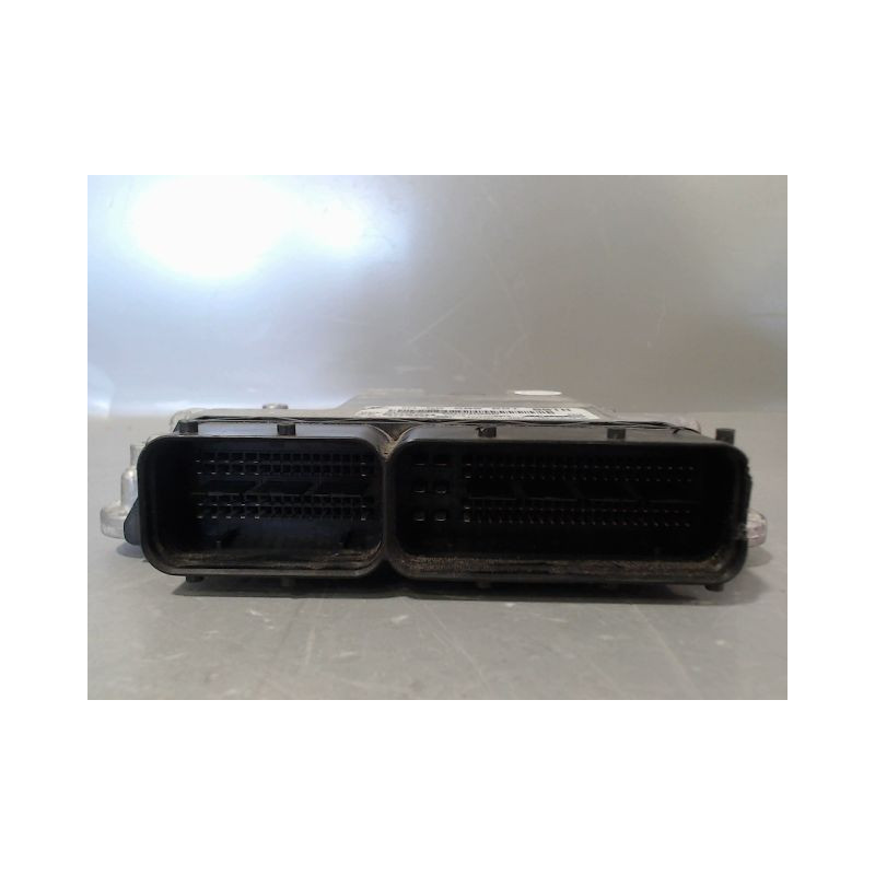 CALCULATEUR MOTEUR OPEL CORSA