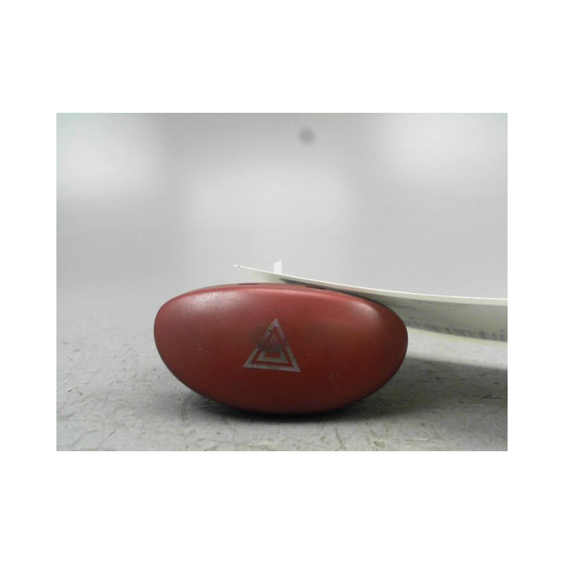 BOUTON DE WARNING PEUGEOT 206 1998-2009