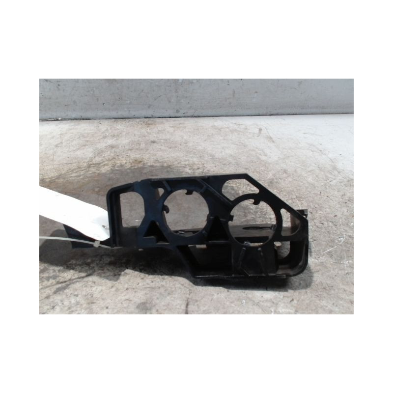 SUPPORT PARE-CHOC AVG PEUGEOT 308 2007-