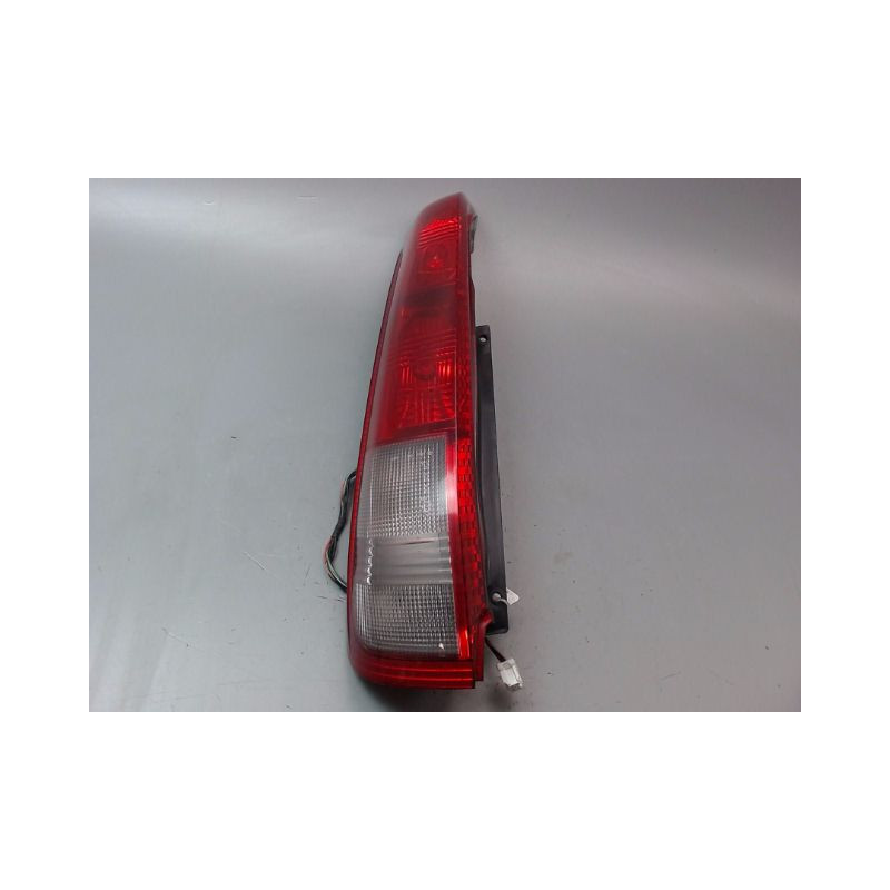 FEU ARRIERE GAUCHE  NISSAN X-TRAIL BREAK I Phase 2 2004-2007