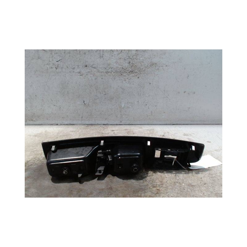 POIGNEE INTERIEURE PORTE AVANT GAUCHE FIAT DOBLO CARGO 2006-