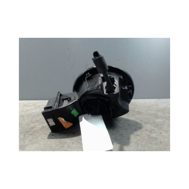 VOLET DE TRAPPE CARBURANT RENAULT CLIO IV