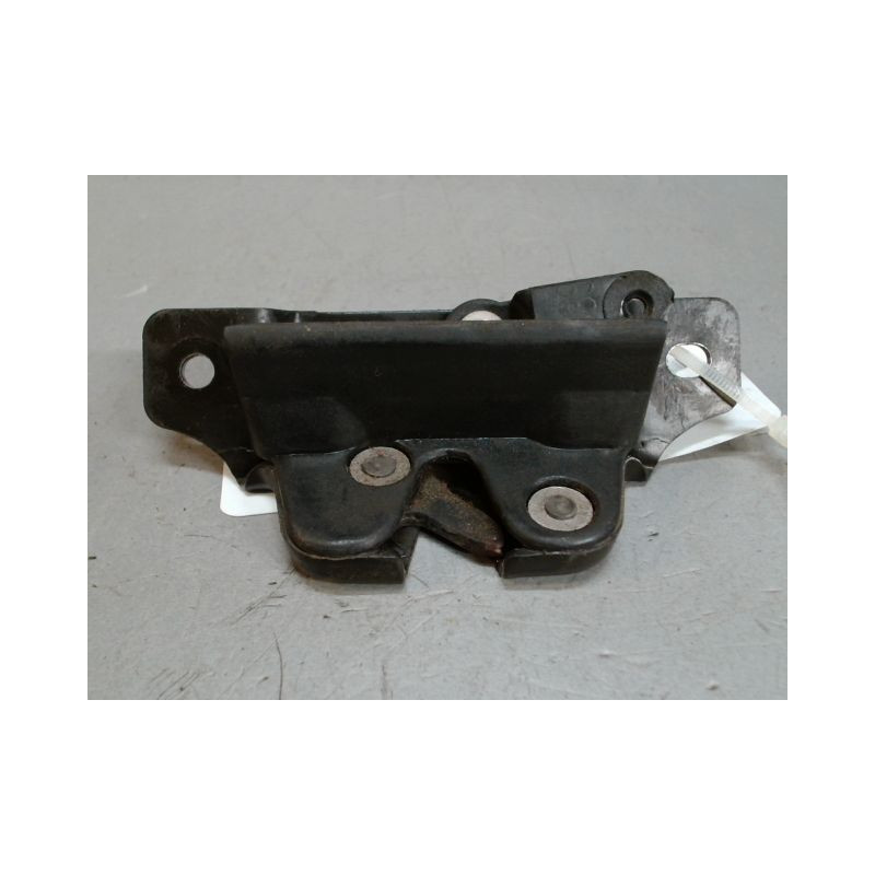 SERRURE HAYON  PEUGEOT 206 5P