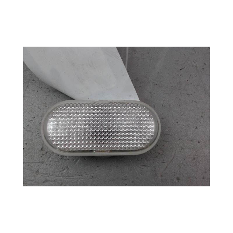 REPETITEUR AILE DROIT RENAULT TWINGO III 2014-...