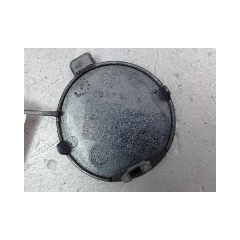 OBTURATEUR COUVRE CROCHET DE BOUCLIER AV VOLKSWAGEN UP! PHASE 1 (12) 2011-...