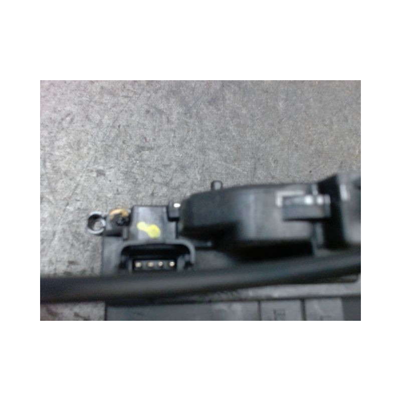 SYSTEME CONDAMNATION ARRIERE GAUCHE RENAULT CLIO III 2009-