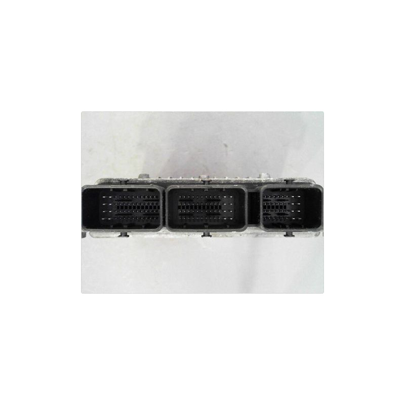 CALCULATEUR MOTEUR FORD FOCUS 04-07