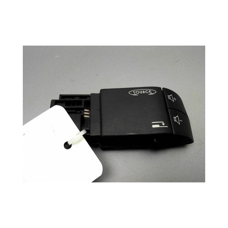 COMMANDE AUTORADIO RENAULT LAGUNA II Phase 2 2005-2007