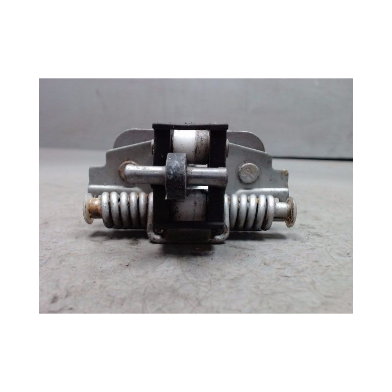 TIRANT PORTE ARG PEUGEOT 3008 2009-