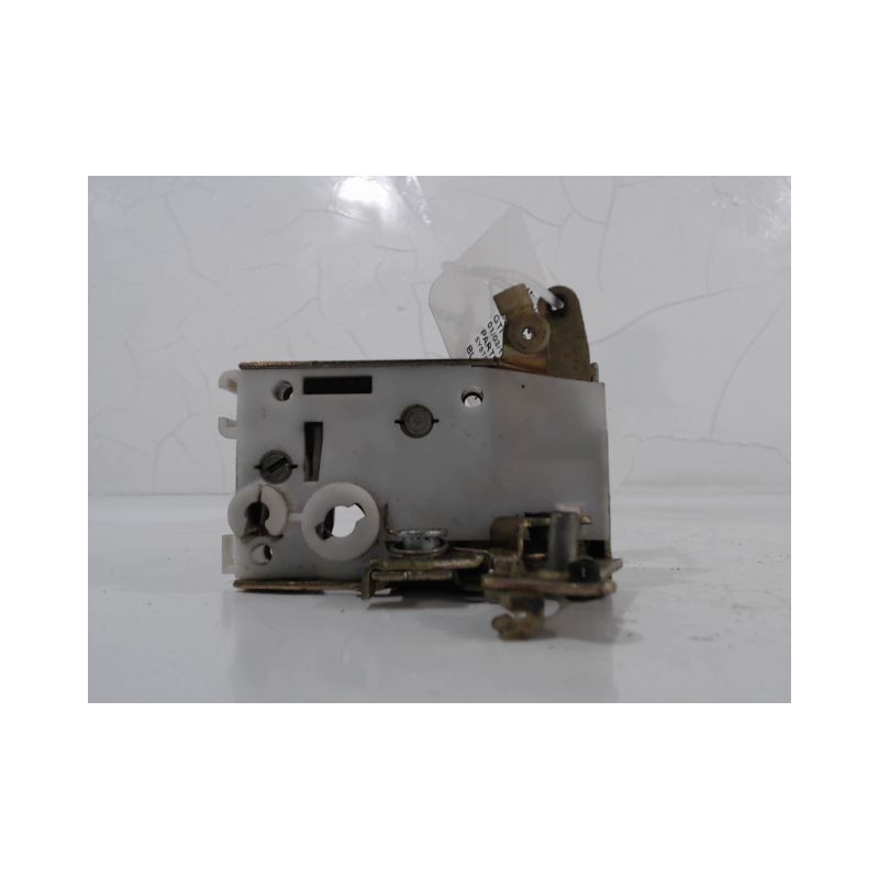 SYSTEME CONDAMNATION AVANT DROIT PEUGEOT 309 89-93