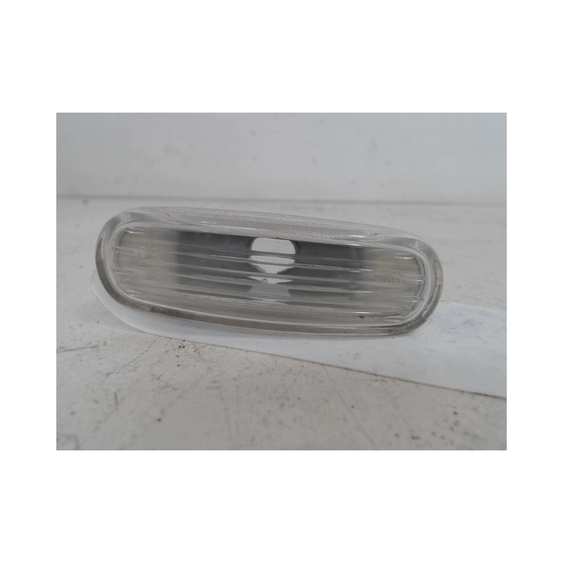 REPETITEUR AILE DROIT FIAT PUNTO