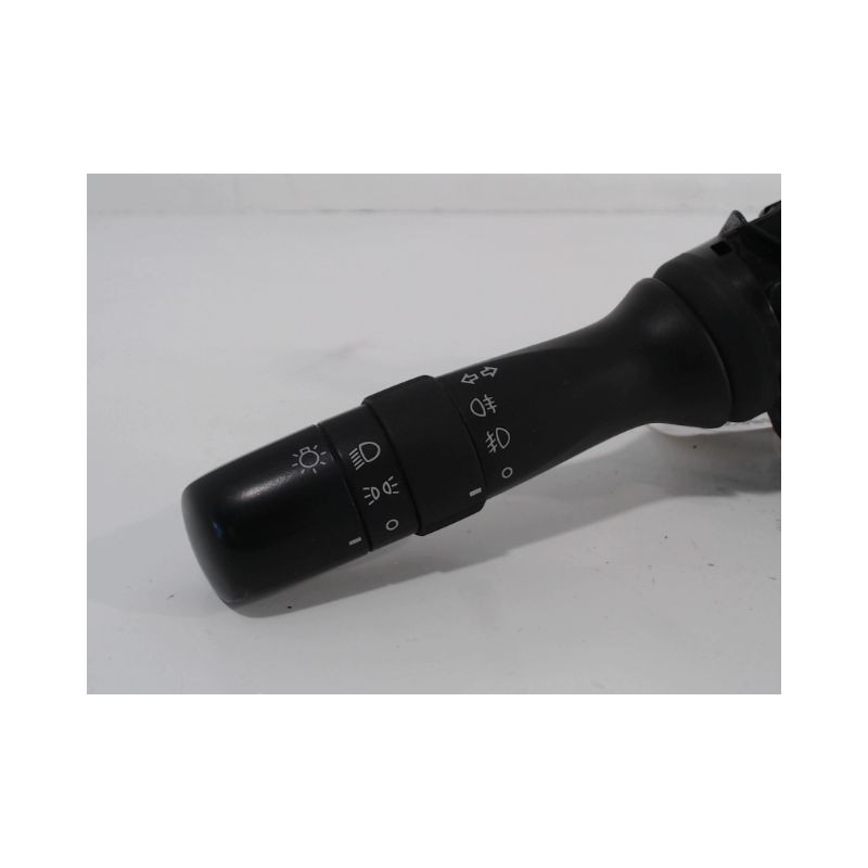 COMMANDE CLIGNOTANT TOYOTA PRIUS 2004-