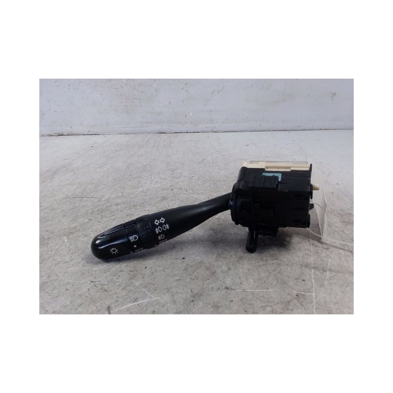 COMMANDE CLIGNOTANT TOYOTA COROLLA 2004-
