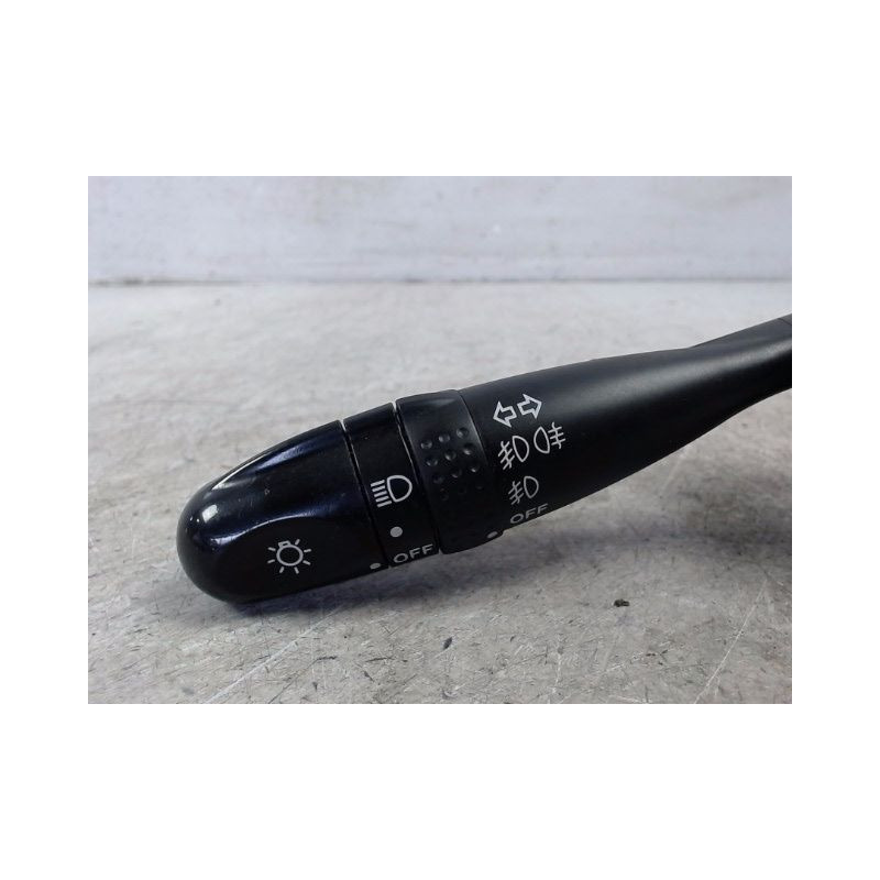 COMMANDE CLIGNOTANT TOYOTA COROLLA 2004-