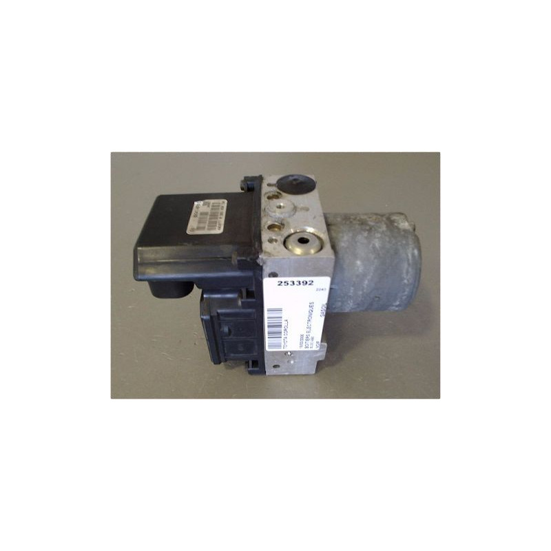 UNITE HYDRAULIQUE ABS TOYOTA COROLLA