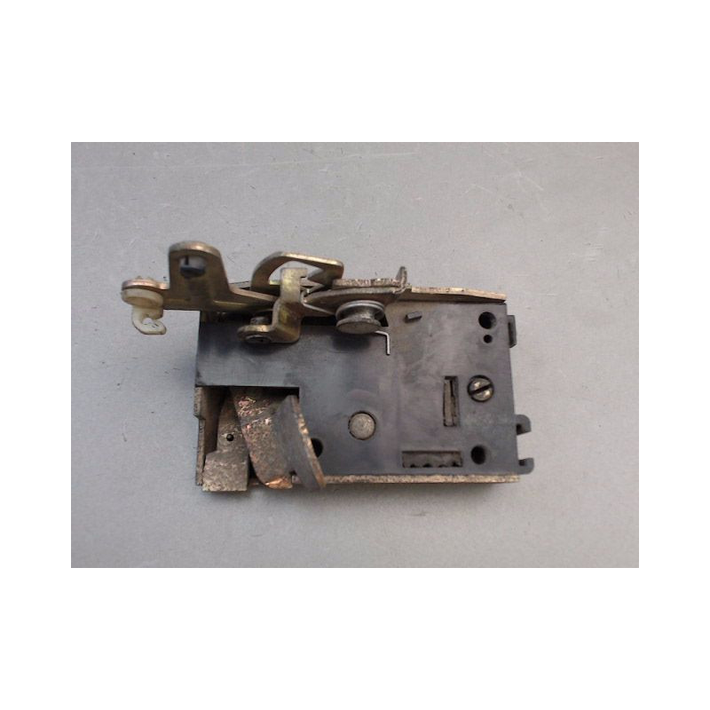 SYSTEME CONDAMNATION ARRIERE DROIT PEUGEOT 309 -89