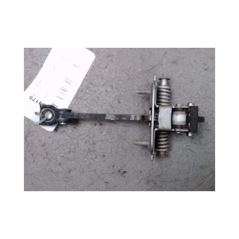 TIRANT PORTE ARG PEUGEOT 5008 2009-