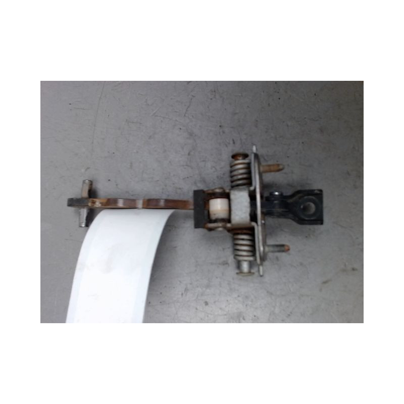 TIRANT PORTE ARD PEUGEOT 3008 2009-