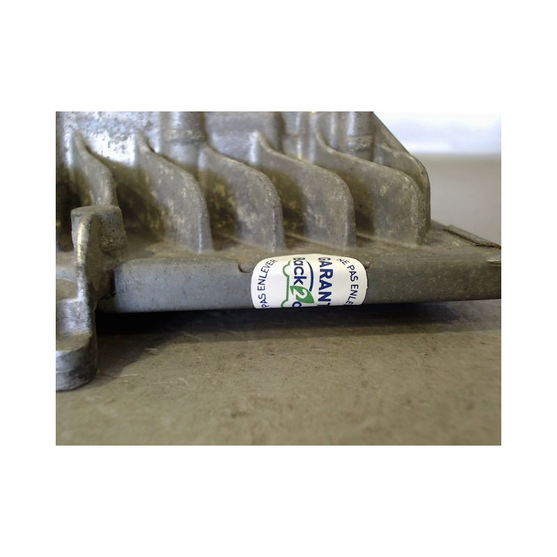 CALCULATEUR MOTEUR FORD FIESTA