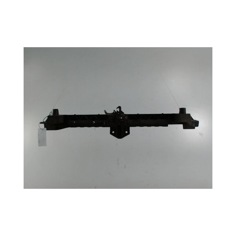 TRAVERSE SUPERIEURE ARMATURE AVANT PEUGEOT PARTNER