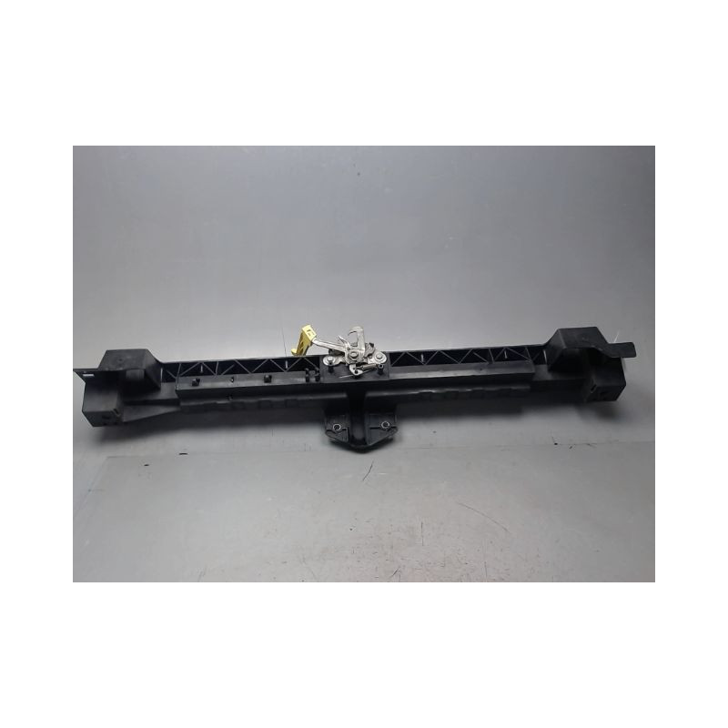 TRAVERSE SUPERIEURE ARMATURE AVANT PEUGEOT PARTNER TEPEE 2008-