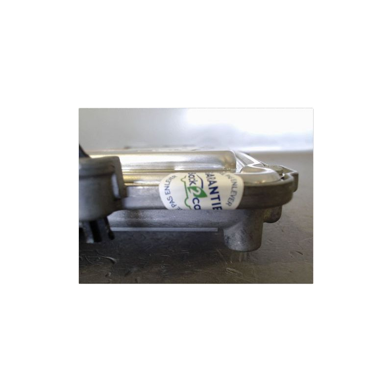 CALCULATEUR MOTEUR FORD FOCUS