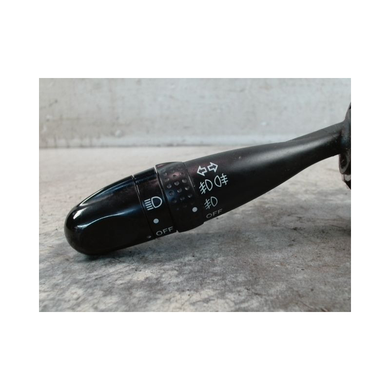 COMMANDE CLIGNOTANT TOYOTA COROLLA 2004-
