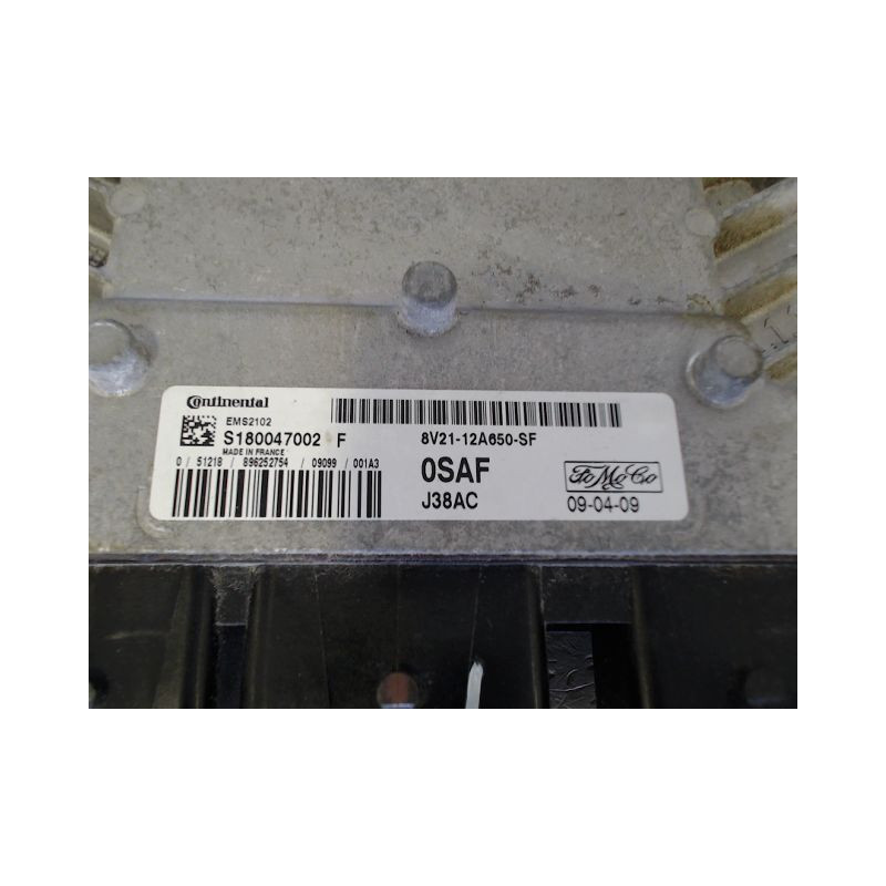 CALCULATEUR MOTEUR FORD FIESTA