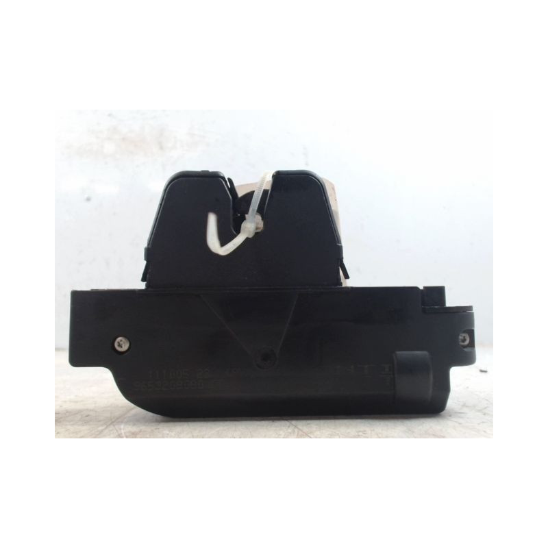 SERRURE COFFRE ARRIERE PEUGEOT 407