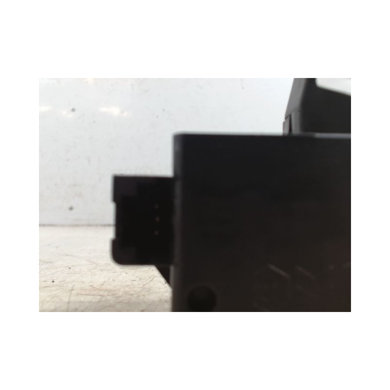 SERRURE COFFRE ARRIERE PEUGEOT 407