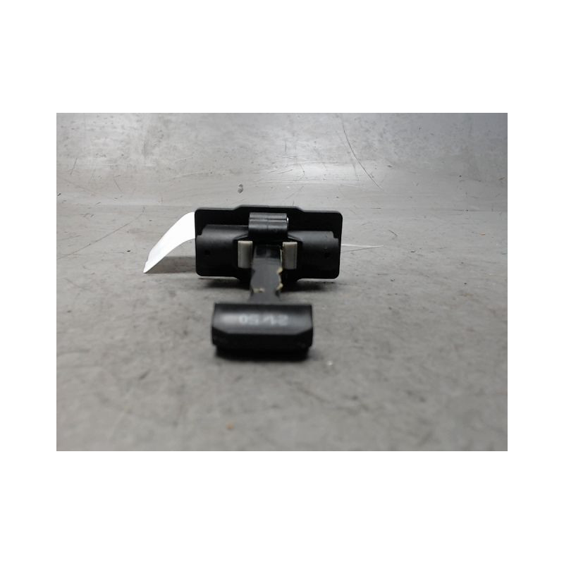 TIRANT PORTE ARD PEUGEOT 208