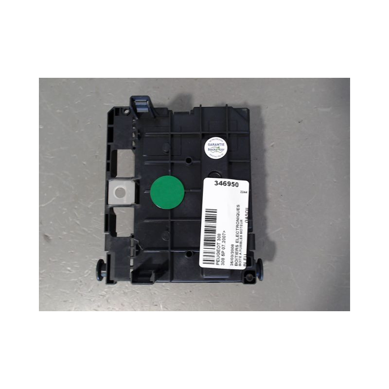 BOITE A FUSIBLES PEUGEOT 308 2007-