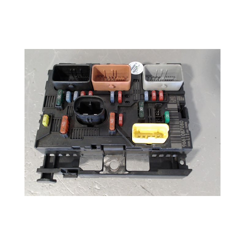 BOITE A FUSIBLES PEUGEOT 307 2005-2007