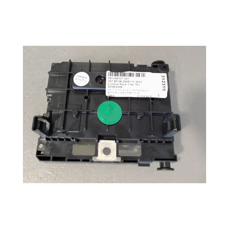 BOITE A FUSIBLES PEUGEOT 307 2005-2007