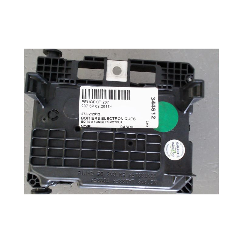 BOITE A FUSIBLES PEUGEOT 207 2011-