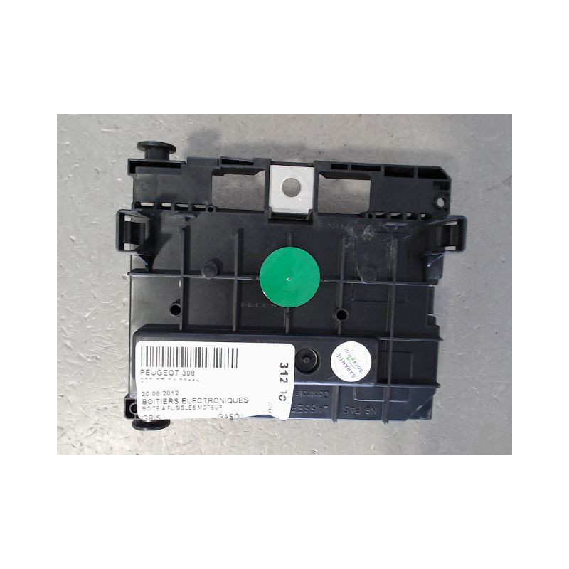 BOITE A FUSIBLES PEUGEOT 308 2011-