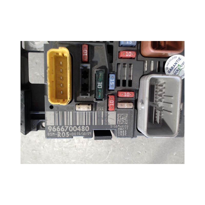 BOITE A FUSIBLES PEUGEOT 308 2007-