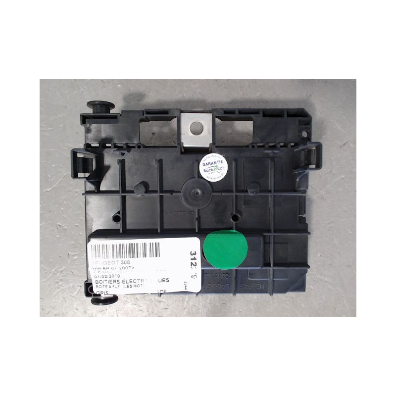 BOITE A FUSIBLES PEUGEOT 308 2007-