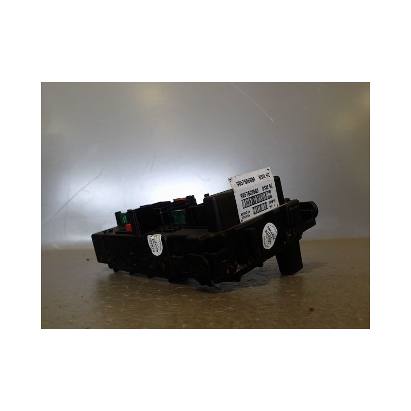 BOITE A FUSIBLES PEUGEOT 206 1998-2009