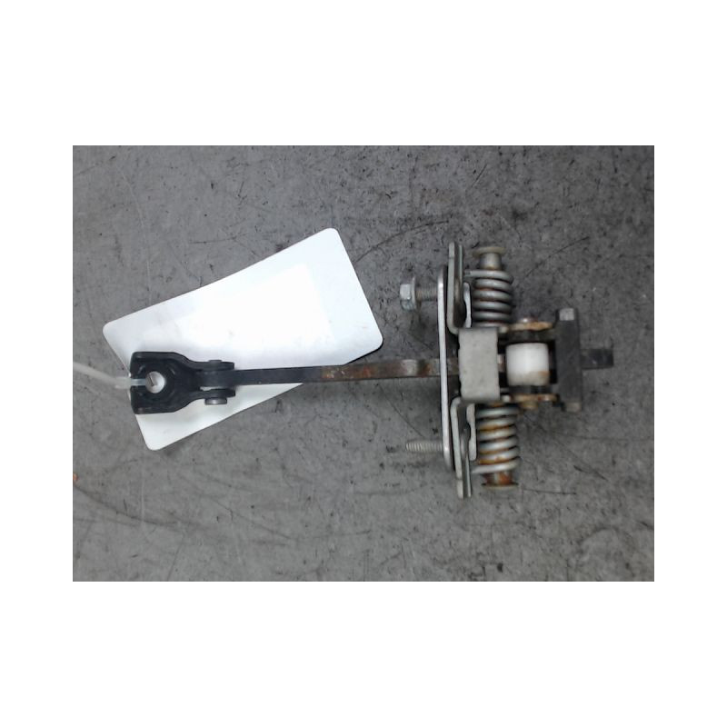 TIRANT PORTE ARD PEUGEOT 3008 2009-