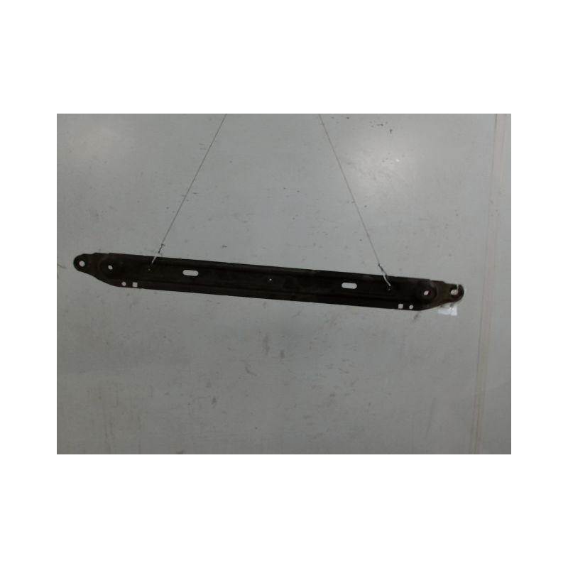 TRAVERSE INFERIEURE ARMATURE AVANT PEUGEOT 3008