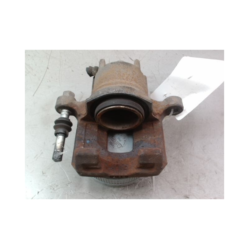 ETRIER DE FREIN AVANT GAUCHE MITSUBISHI SPACESTAR