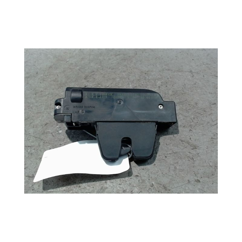 SERRURE COFFRE ARRIERE PEUGEOT 407