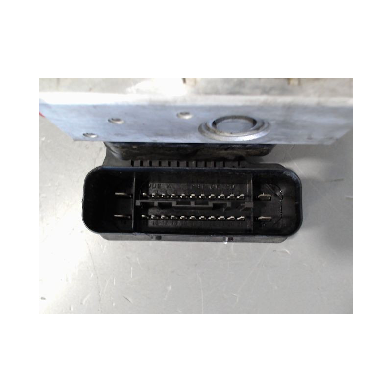 UNITE HYDRAULIQUE ABS SUZUKI SWIFT