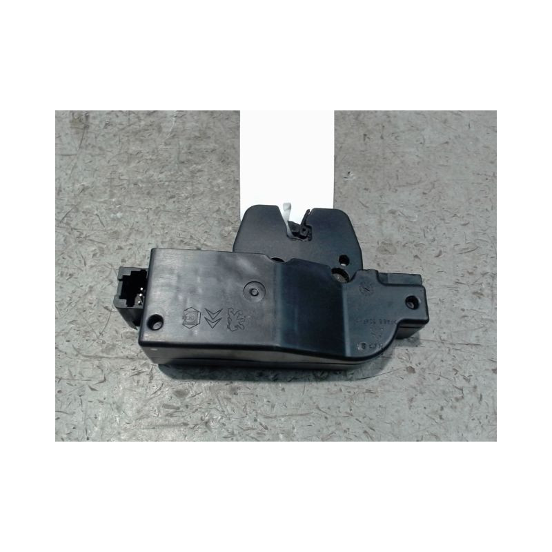 SERRURE COFFRE ARRIERE PEUGEOT 407
