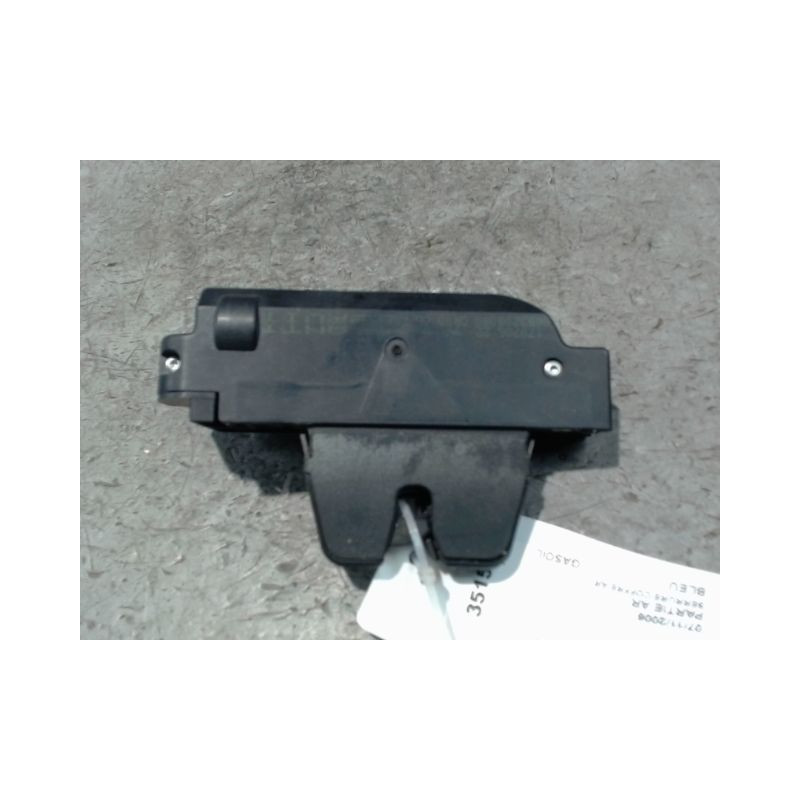 SERRURE COFFRE ARRIERE PEUGEOT 407