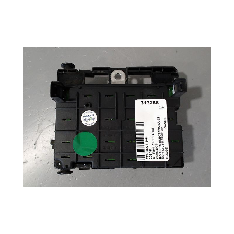 BOITE A FUSIBLES PEUGEOT 206 3P