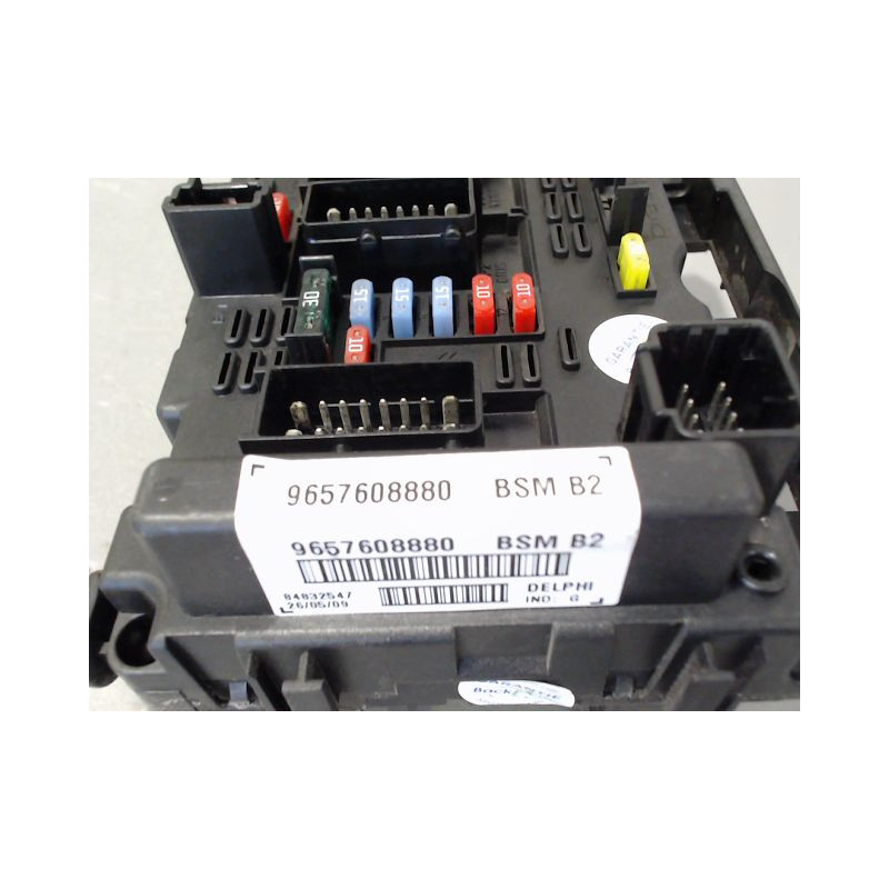 BOITE A FUSIBLES PEUGEOT 206+ 2009-